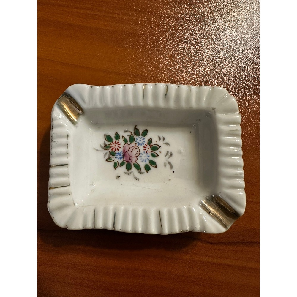 Vintage Japan Porcelain Ashtray Floral Gold Tone‎ Cigarette Rest Mid Century